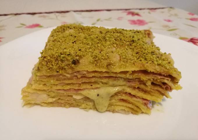 Lasagna al pistacchio e mortadella con provola