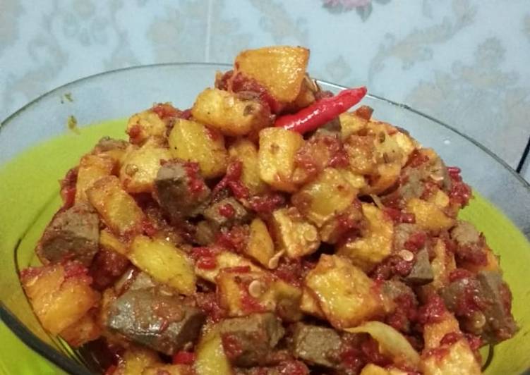 Sambal goreng kentang ati