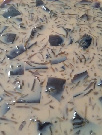 Langkah Mudah untuk Menyiapkan Resep Es capuccino cincau yang Bikin Ngiler Anti Ribet, Menggugah Selera