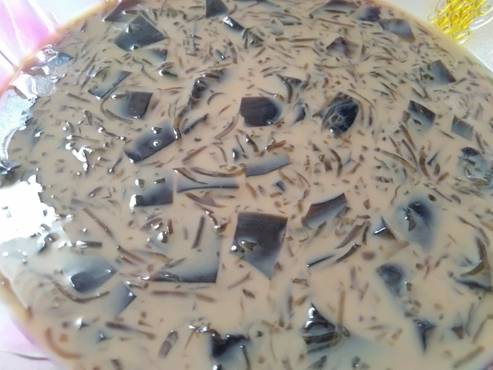 Langkah Mudah untuk Menyiapkan Resep Es capuccino cincau yang Bikin Ngiler Anti Ribet, Menggugah Selera