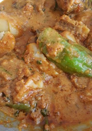 ભરેલા મરચાં બટેટા રીંગણા નુ શાક(Bharela marcha,bataka,ringan nu shak recipe in Gujarati) રેસીપી મુખ્ય ફોટો