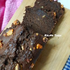 A picture of Whole wheat choco banana walnut cake.