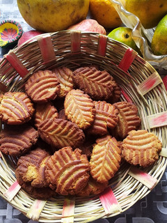 ठेकुआ (Thekua Recipe in Hindi) रेसिपी मुख्य फोटो