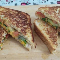 A picture of Mix creamy cheese sandwich.