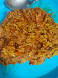 तवा टमाटर राइस (tawa tamatar rice recipe in Hindi) रेसिपी मुख्य फोटो