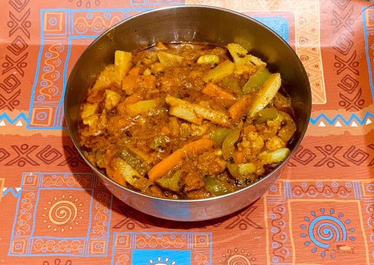 How to Prepare Homemade Veg Kolhapuri