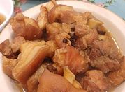 Hình ảnh của móng giò kho