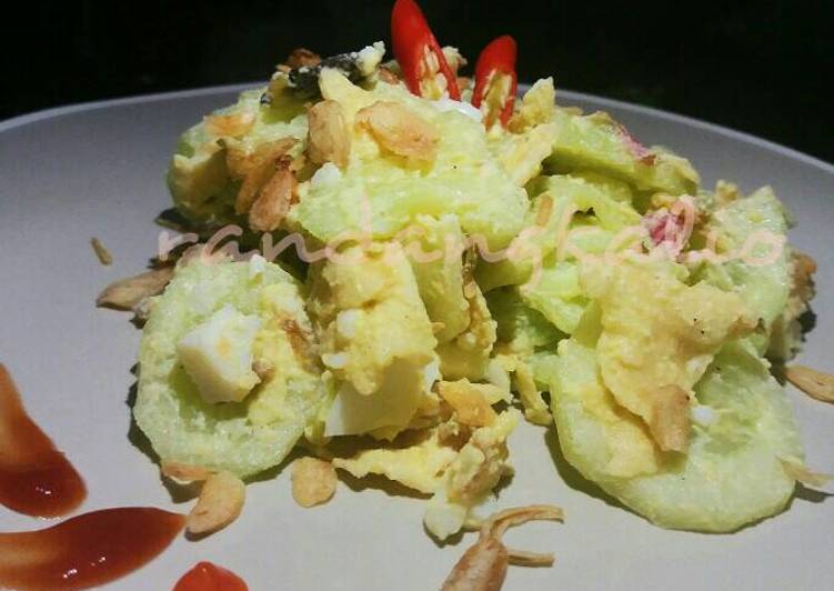 Selada Padang/ Salad Padang (ala anak kos)