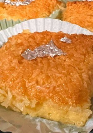 A picture of Crustless coconut pie.