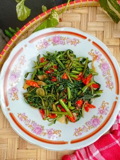 Foto resep Tumis Kangkung Terasi Margarin