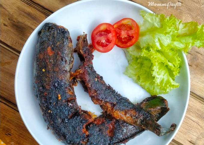 Resep Lele Bakar PedasManis oleh Mita.W#MommyFayzel# - Cookpad