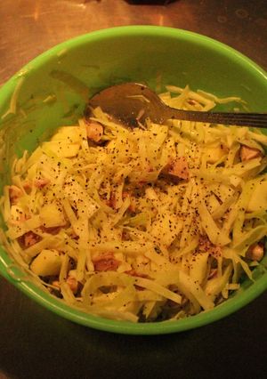 Una foto de Ensalada con patas y sin pollo