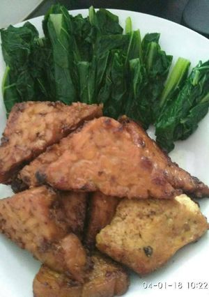 Foto resep Bacem dengan bumbu bango dan sawi rebus