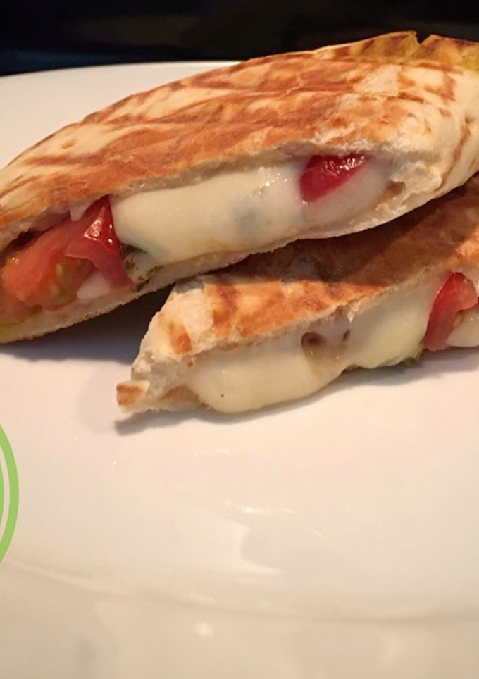 Una foto de Sándwich Caprese #lacocinadegiri