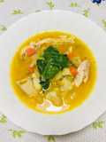 Sopa de pollo con avena y vegetales!
