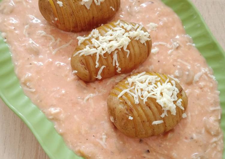 Resep Hasselback Potatoes With Creamy Sauce, Menggugah Selera