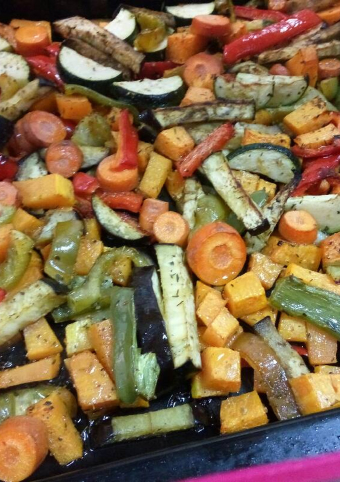 Una foto de Verduras al horno con sus especias