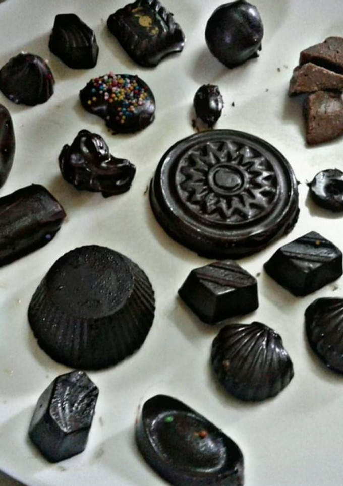 ஹோம் மேட் சாக்லேட் செய்முறை முக்கிய புகைப்படம்