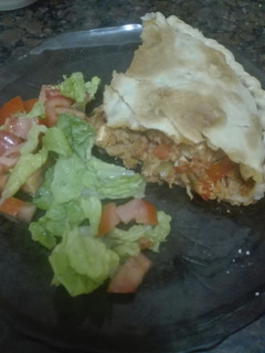 Una foto de Empanada gallega (con tapa de tarta)