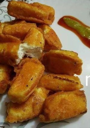 A picture of Paneer Pakoda.