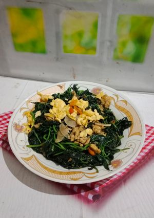 Foto resep Oseng daun ubi jalar / oseng godong telo pedes