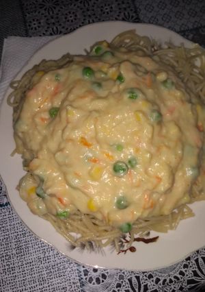 Una foto de Fideos con salsa blanca
