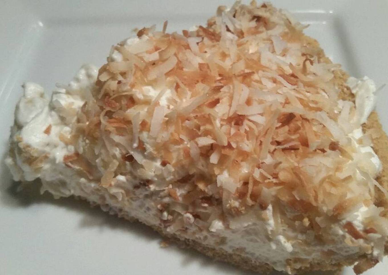 Banana & Coconut Cream Pie w/ White Chocolate