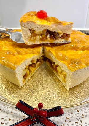 Una foto de Pastel relleno con manzanas y pasas al Moscatel