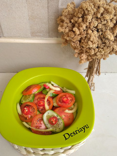 Foto resep Salad Timun dan Tomat