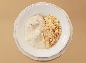 Foto principal de Shakrieh con laban y bulgur