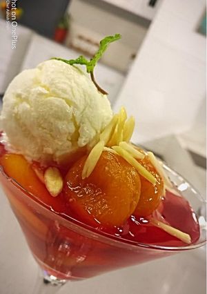 A picture of Khubani ka Meetha.