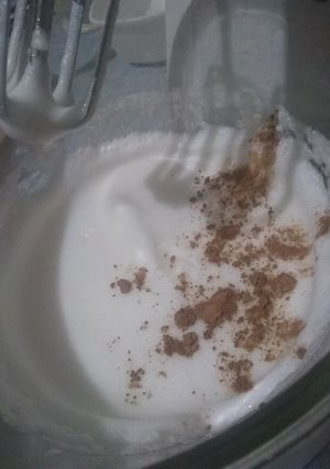 Una foto de Merengue italiano sabor cacao
