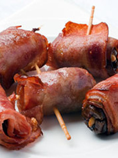 Una foto de Dátiles con bacon