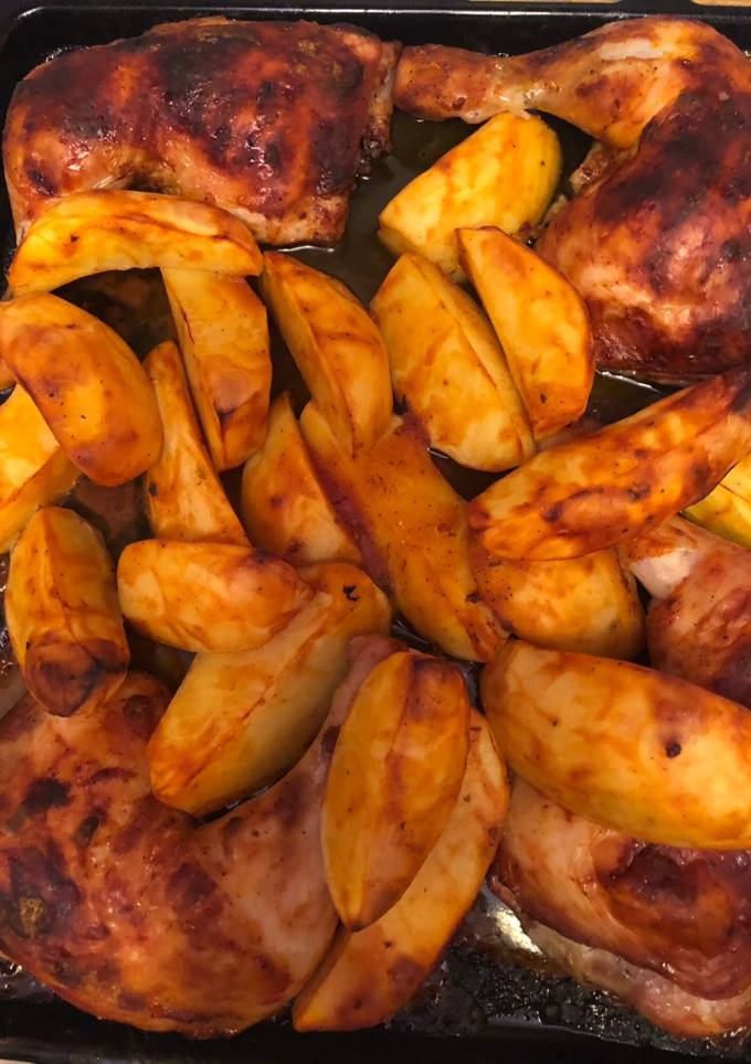 Картошка с кетчупом