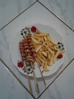 Foto resep Kentang & sosis goreng