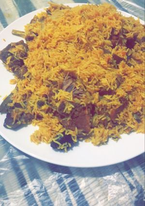 صورة لوصفة كبسة باللحم ✨