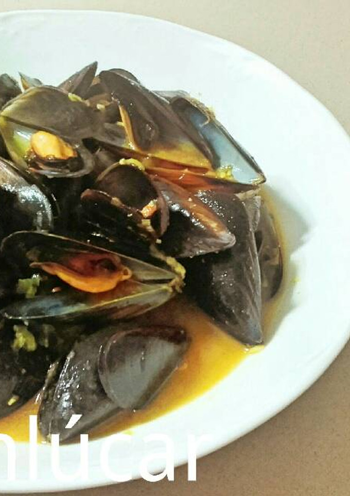 Una foto de Clochinas o mejillones en salsa Valenciana 