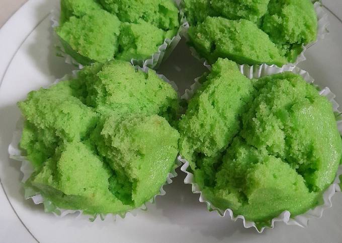 Anti Ribet, Memasak Bolu pandan mekar kukus Wajib Dicoba