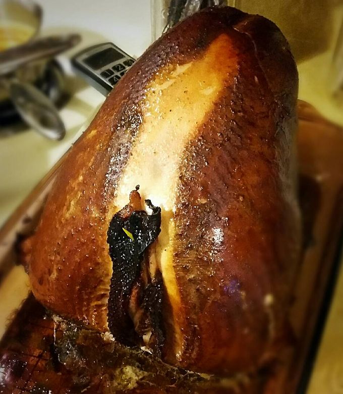 How to Smoke a Turkey Breast on a Charcoal Grill: Ultimate Guide