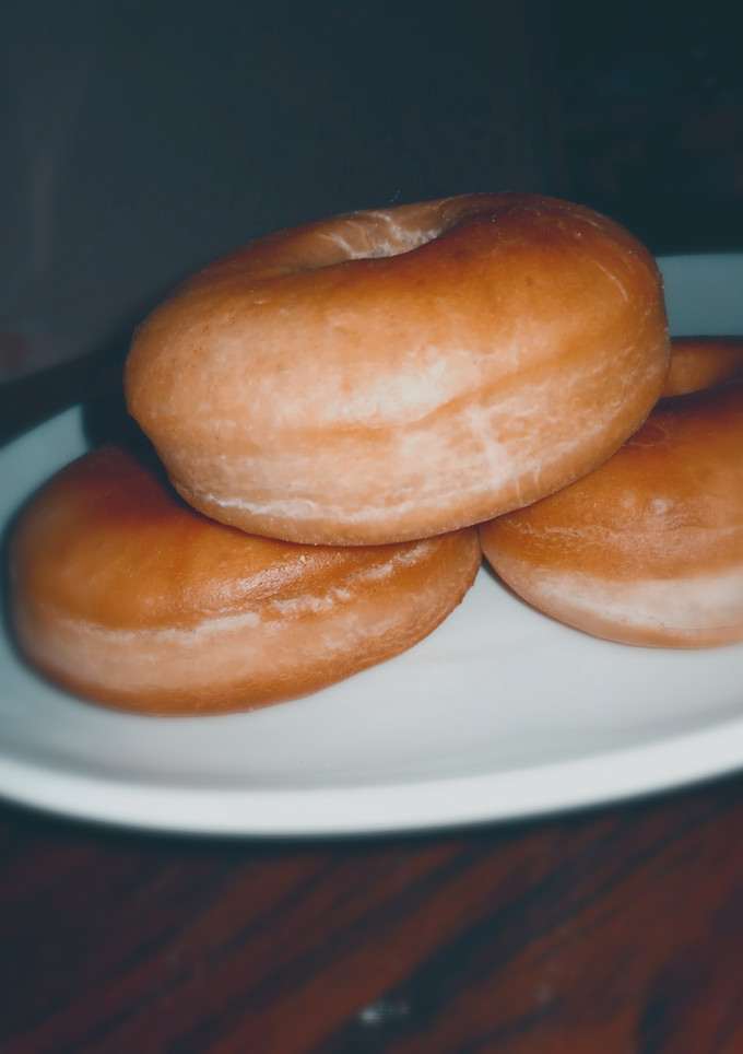 A picture of Doughnuts 💋.