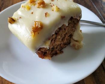 Popular Cuisine Zucchini Cake with Cream Cheese Frosting Restaurant Style