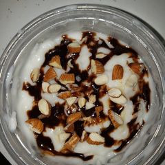 A picture of Almond joy overnight oats.
