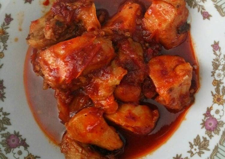 Resep Ayam masak merah pedas oleh Aisyah Abdulloh Cookpad