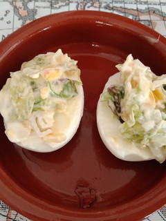 Una foto de Huevos rellenos 🥚 en freidora de aire