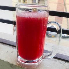 A picture of Water melon juice.