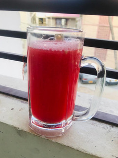 A picture of Water melon juice.