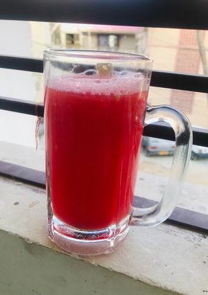 A picture of Water melon juice.