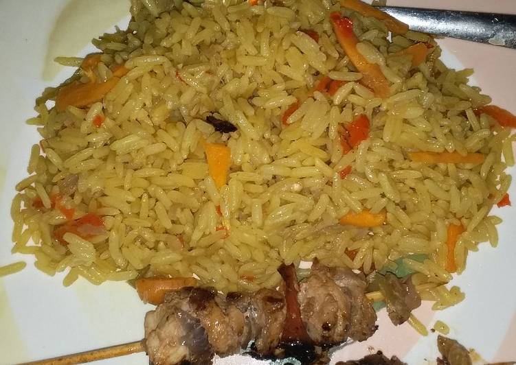 Recipe of Ultimate Fried carrot rice with chicken kebab