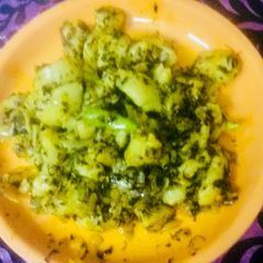 A picture of Aloo methi.