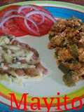 Nopales con chorizo y huevo